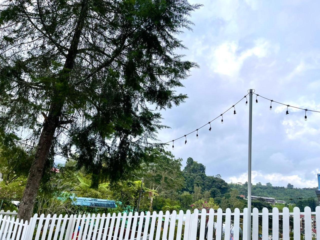 Blue Cabins By Pfordten Cottage Cameron Highlands Eksteriør billede